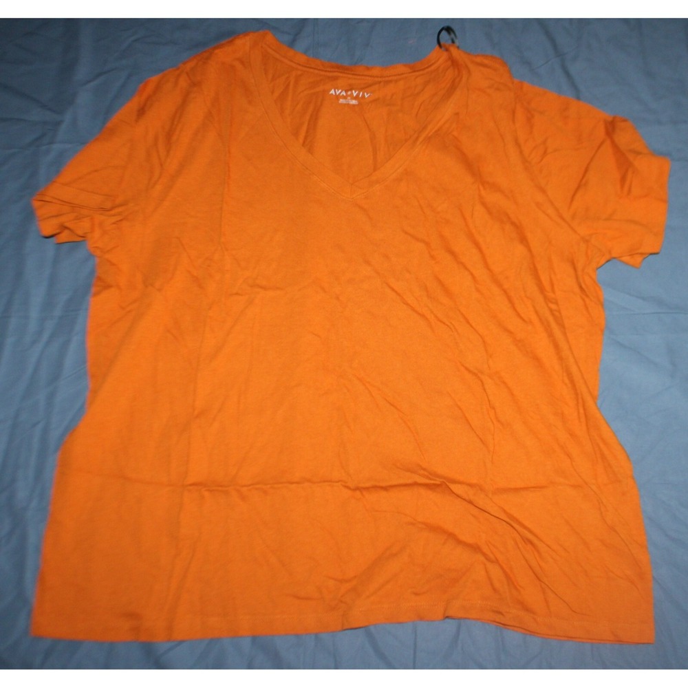 Ava & Viv Size 2X Short Sleeve V-neck T-Shirt